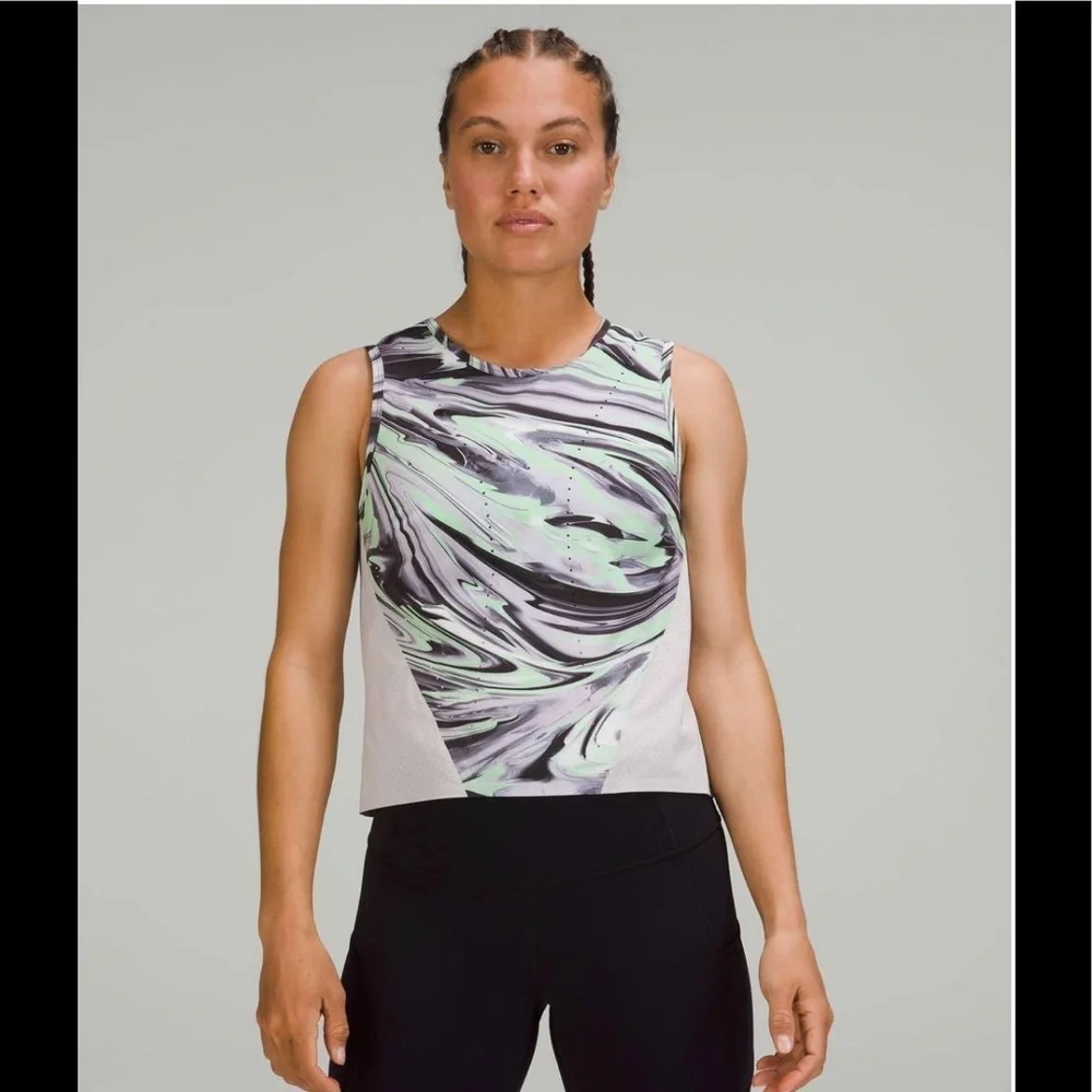 Lululemon Swift Ventilated Running Tank Top in Paint Glide Warp Multi